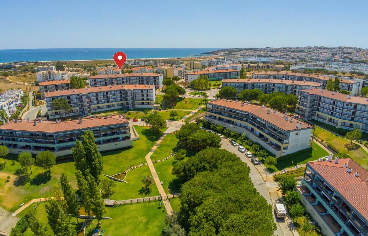 B46 - Marinapark Apartment With Seaview Лагуш Екстер'єр фото